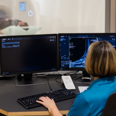 MRT Untersuchung in der Radiologie medQuartier